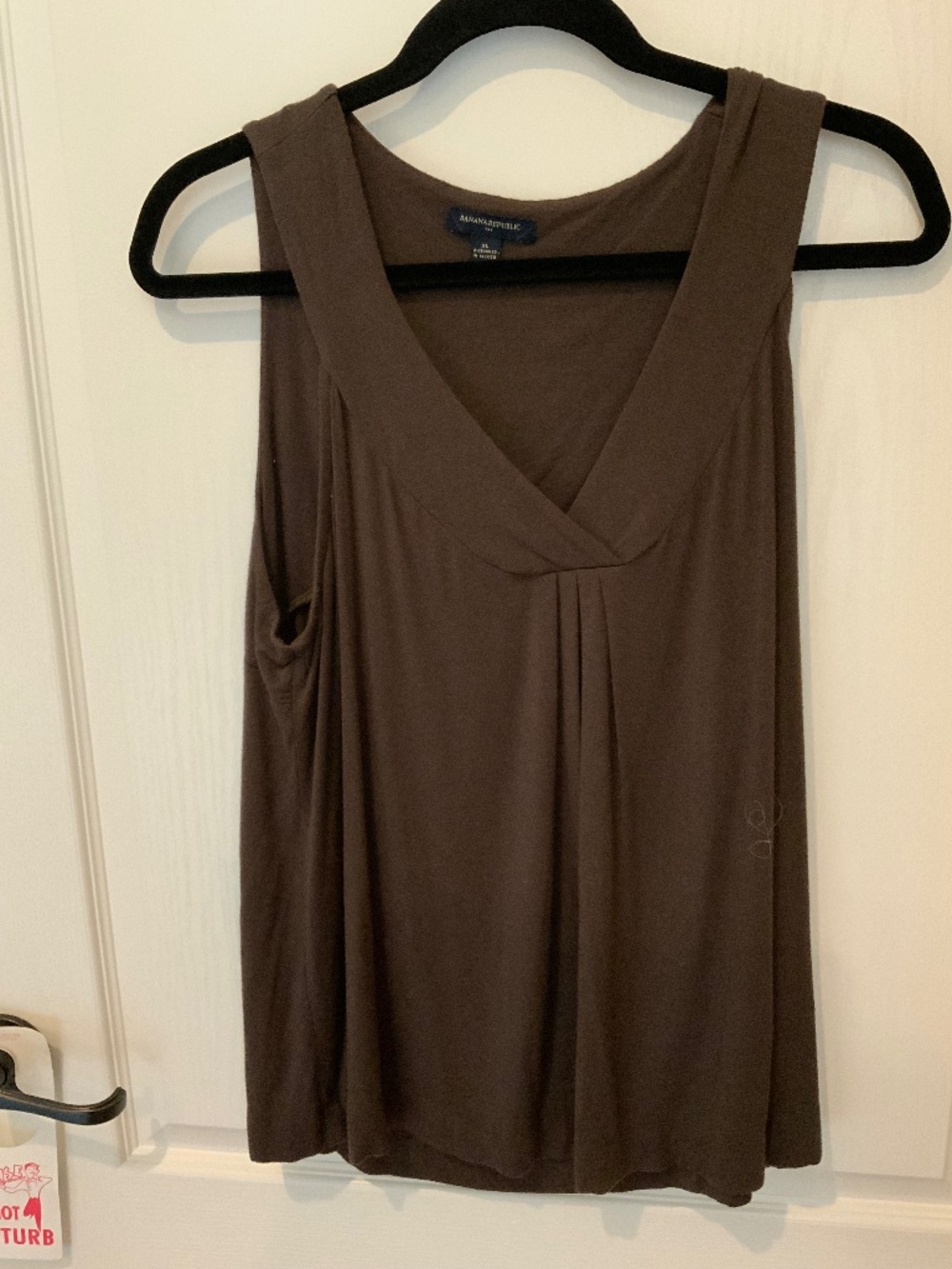 Dark Brown Banana Republic SZ XL Sleeveless V Neck Top Dress Up Or Classy Casual